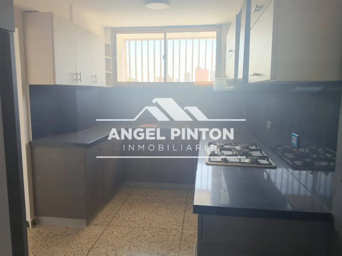 APARTAMENTO VENTA TIERRA NEGRA MARACAIBO VENEZUELA API 10238 - 2