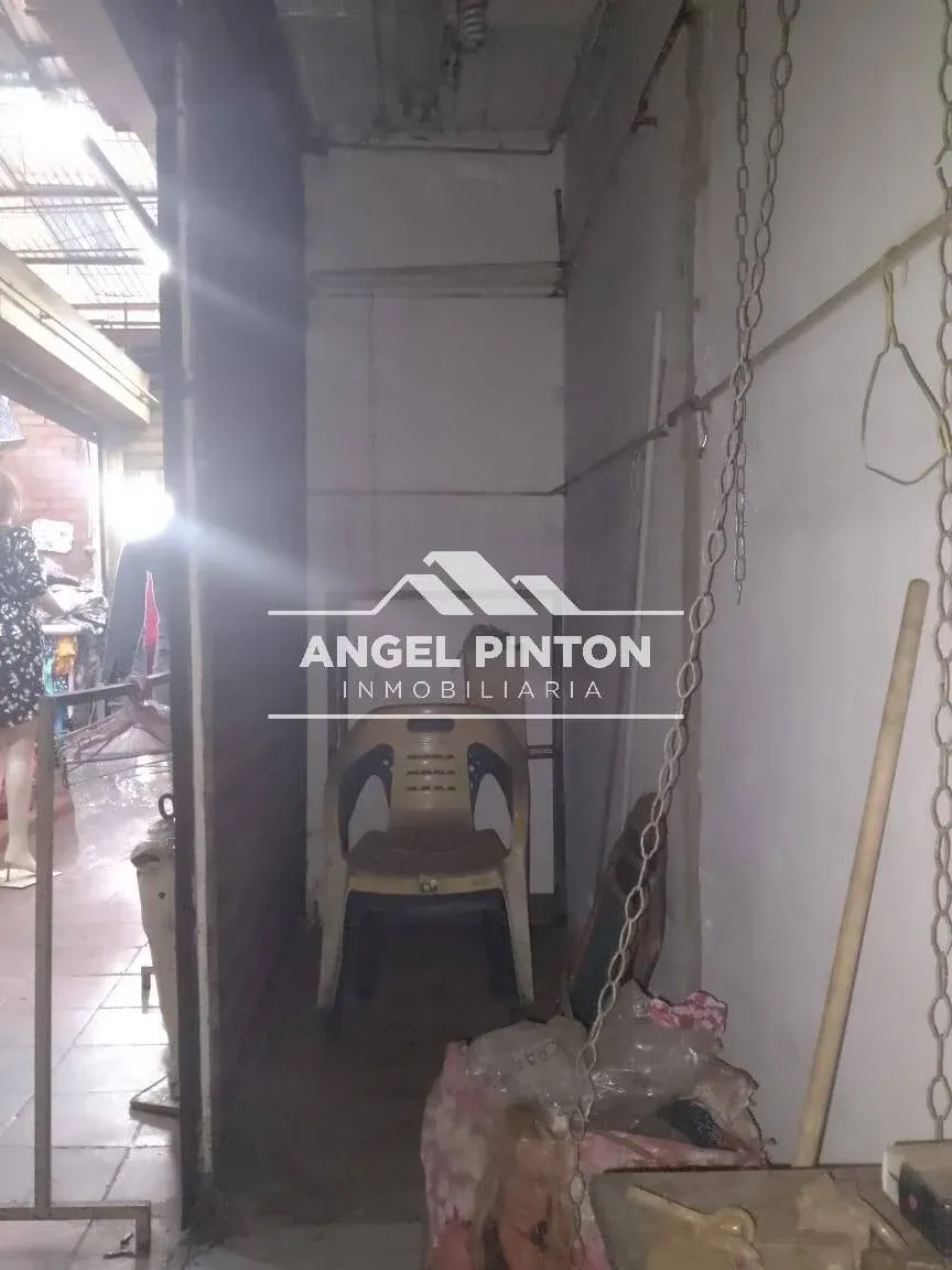 LOCAL COMERCIAL VENTA LAS PLAYITAS MARACAIBO VENEZUELA API 10175 - 4