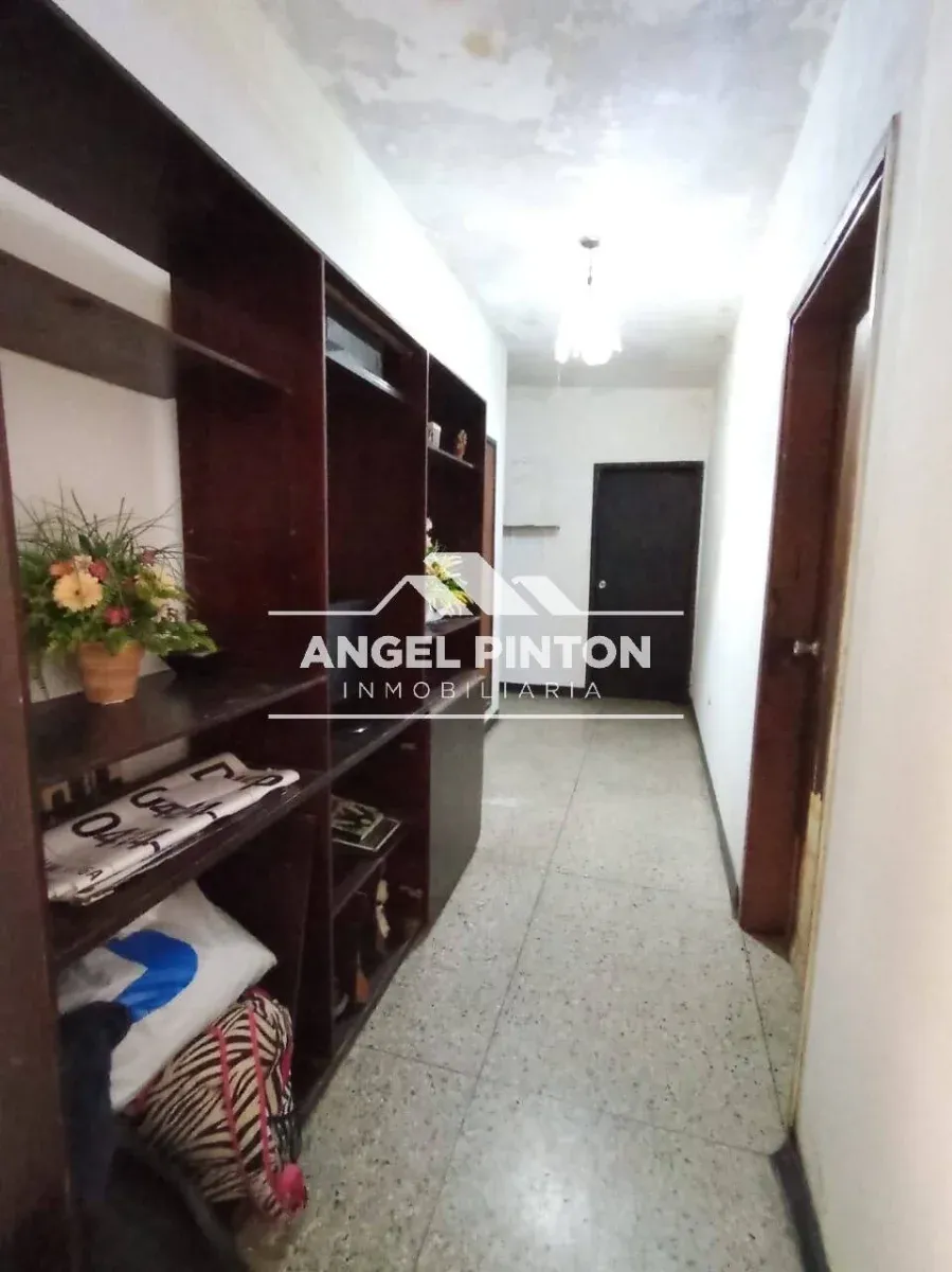 CASA COMERCIAL VENTA TIERRA NEGRA MARACAIBO VENEZUELA API 20112 - 3