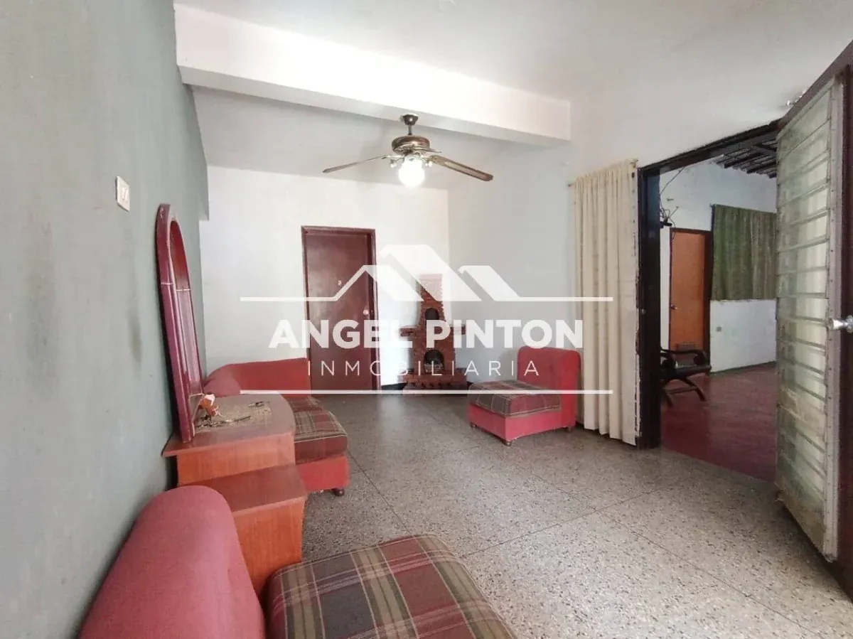 CASA COMERCIAL VENTA TIERRA NEGRA MARACAIBO VENEZUELA API 20112 - 5