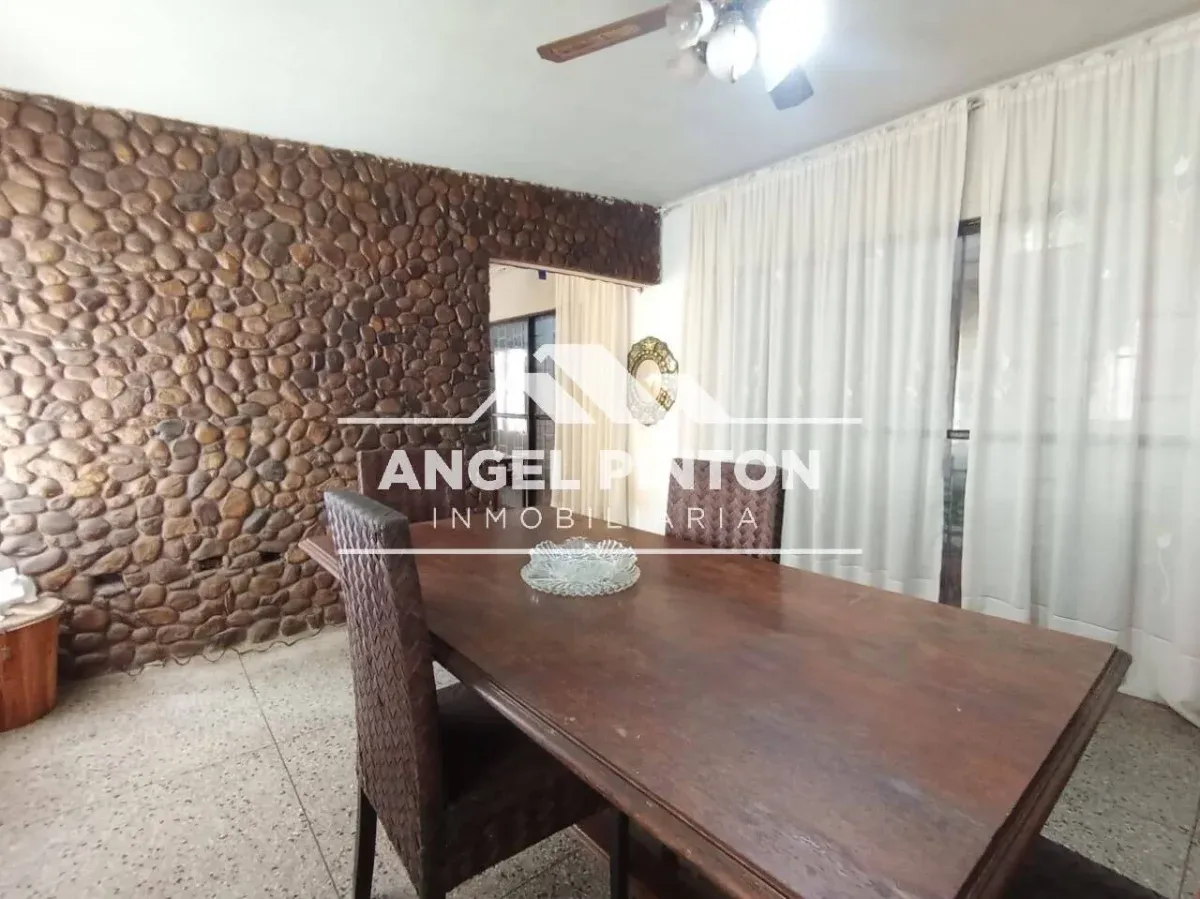 CASA COMERCIAL VENTA TIERRA NEGRA MARACAIBO VENEZUELA API 20112 - 6