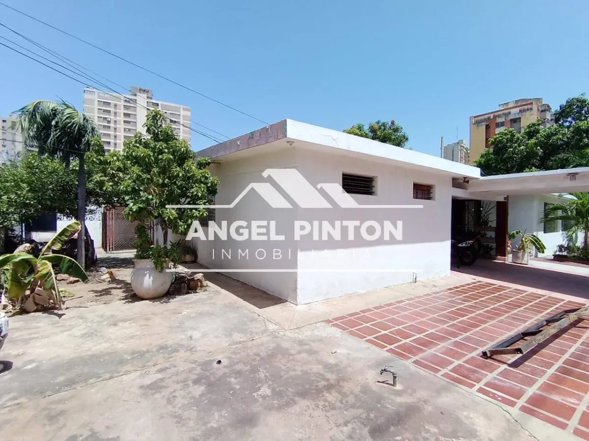 CASA COMERCIAL VENTA TIERRA NEGRA MARACAIBO VENEZUELA API 20112 - 9