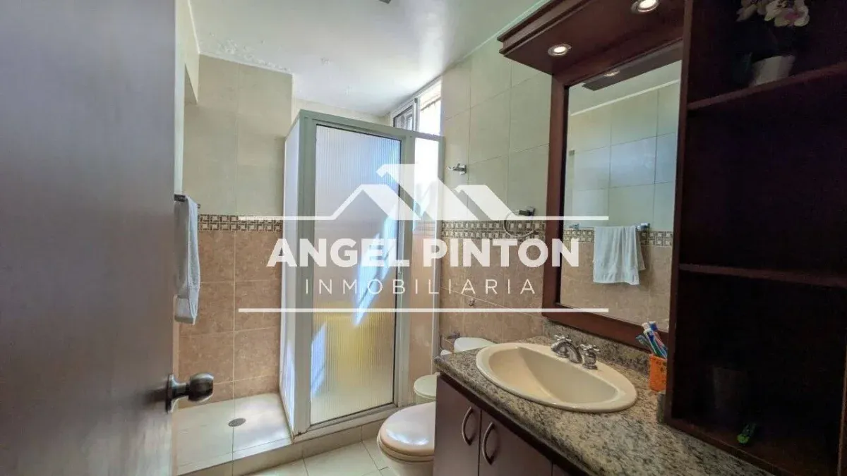 APARTAMENTO ALQUILER LA PARAGUA MARACAIBO VENEZUELA API 10285 - 12