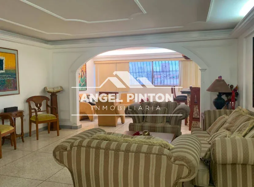 APARTAMENTO VENTA AV. LAS DELICIAS MARACAIBO VENEZUELA API 10550 - 4