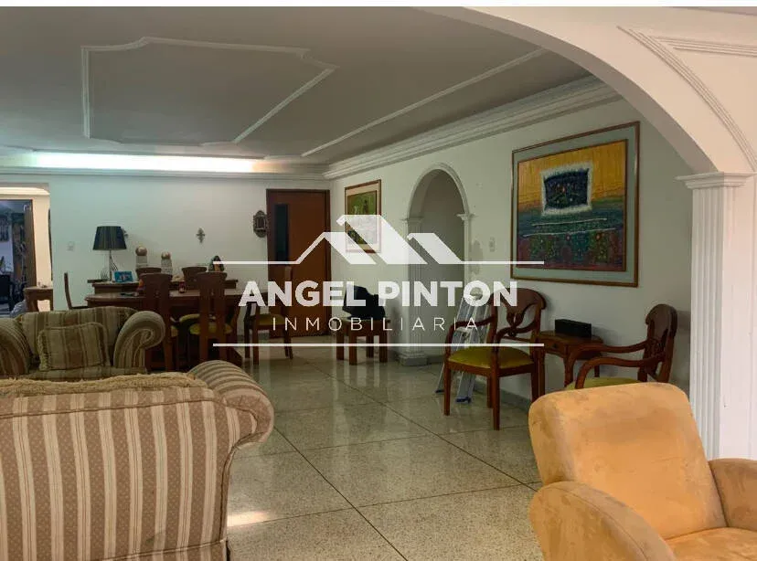 APARTAMENTO VENTA AV. LAS DELICIAS MARACAIBO VENEZUELA API 10550 - 5