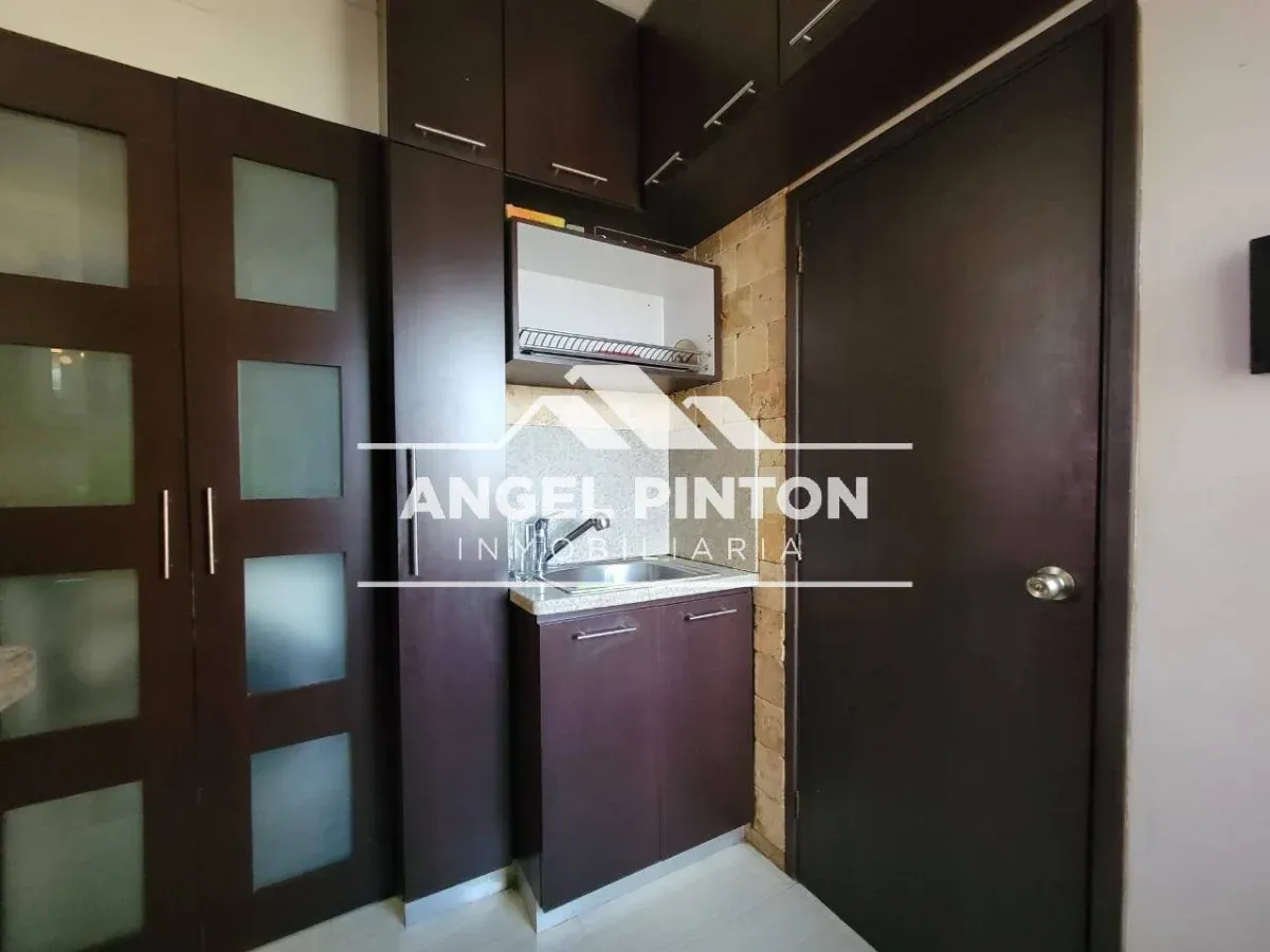 APARTAMENTO VENTA EDIF LOS BENCHIS MARACAIBO VENEZUELA API 10344 - 14