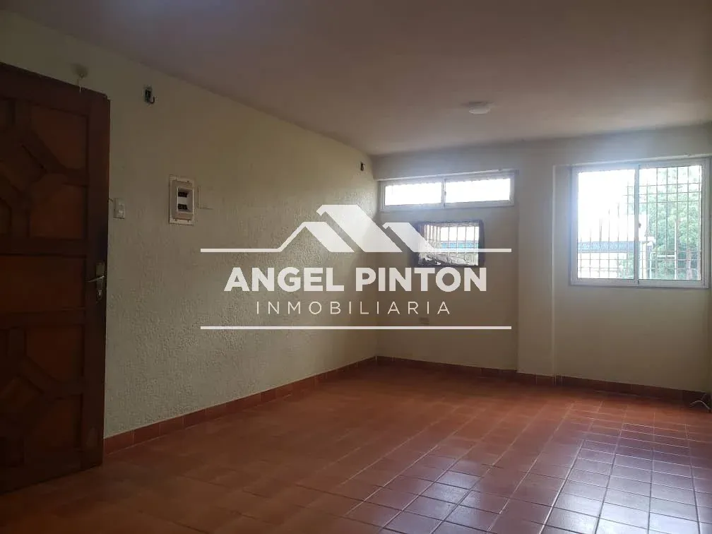 APARTAMENTO EN VENTA EL NARANJAL MARACAIBO API 5286 - 4