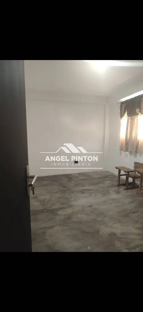 APARTAMENTO VENTA MILAGRO NORTE MARACAIBO VENEZUELA API 10372 - 8