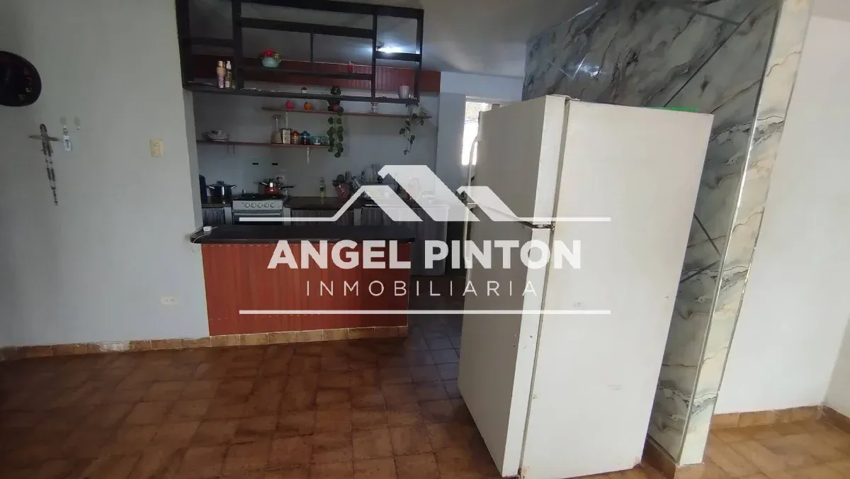 APARTAMENTO VENTA VALLE FRIO, MARACAIBO VENEZUELA API 10369 - 4