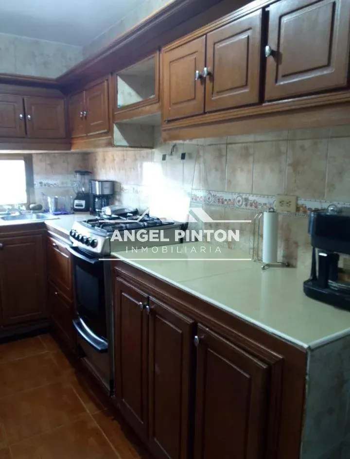 APARTAMENTO VENTA EL TRÉBOL MARACAIBO VENEZUELA API 10384 - 6