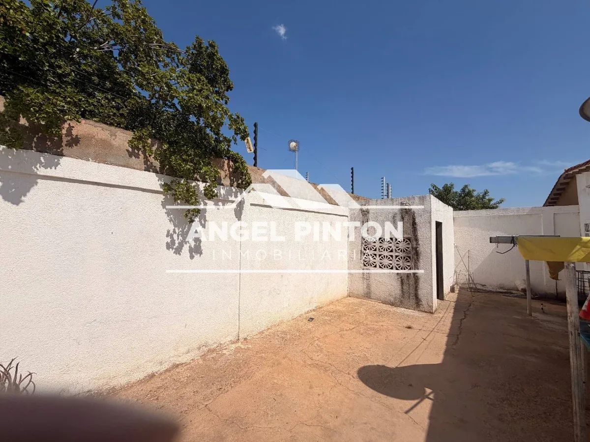 CASA VENTA ALTOS DE SOL AMADO MARACAIBO VENEZUELA API 10393 - 7