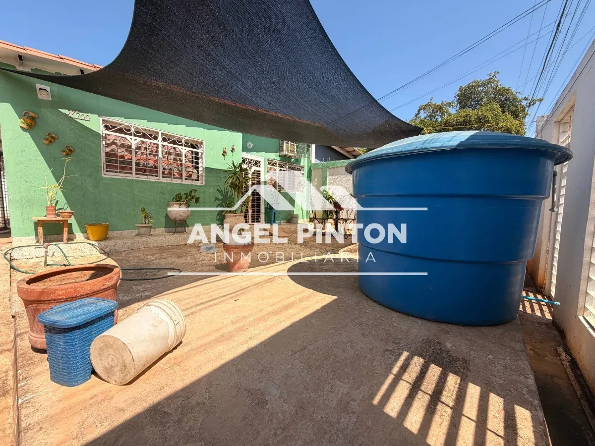 CASA VENTA ALTOS DE SOL AMADO MARACAIBO VENEZUELA API 10393 - 12
