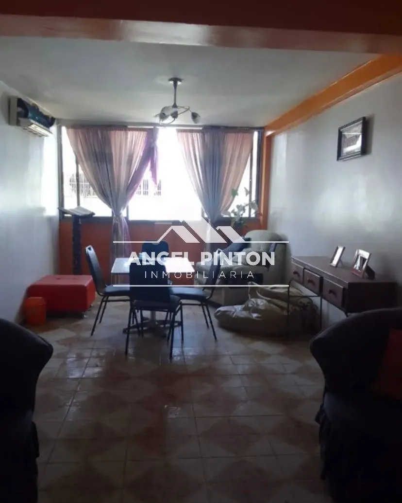 APARTAMENTO VENTA GALLO VERDE MARACAIBO VENEZUELA API 10418 - 2