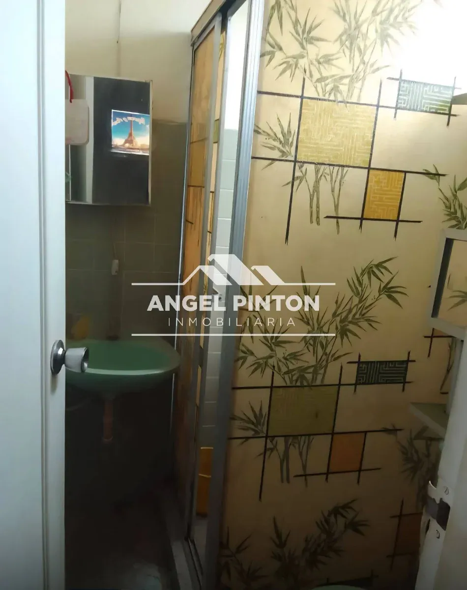 APARTAMENTO VENTA GALLO VERDE MARACAIBO VENEZUELA API 10418 - 8