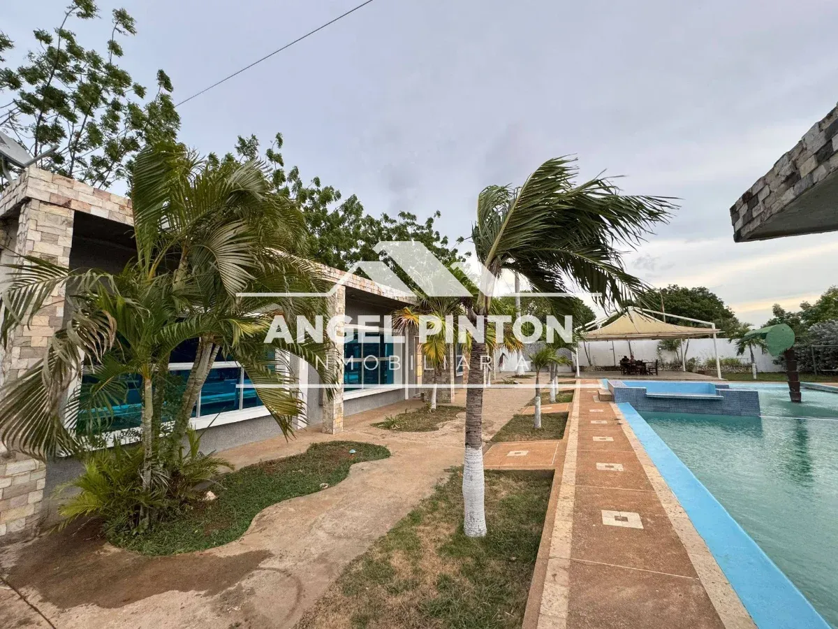 GRANJA VENTA LOS BUCARES MARACIBO VENEZUELA API 10429 - 5