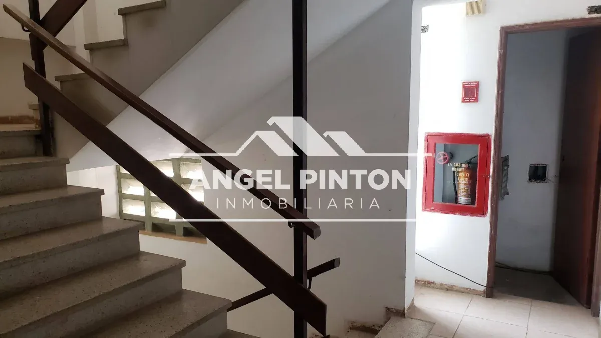 APARTAMENTO VENTA AV 5 DE JULIO MARACAIBO VENEZUELA API 10448 - 4