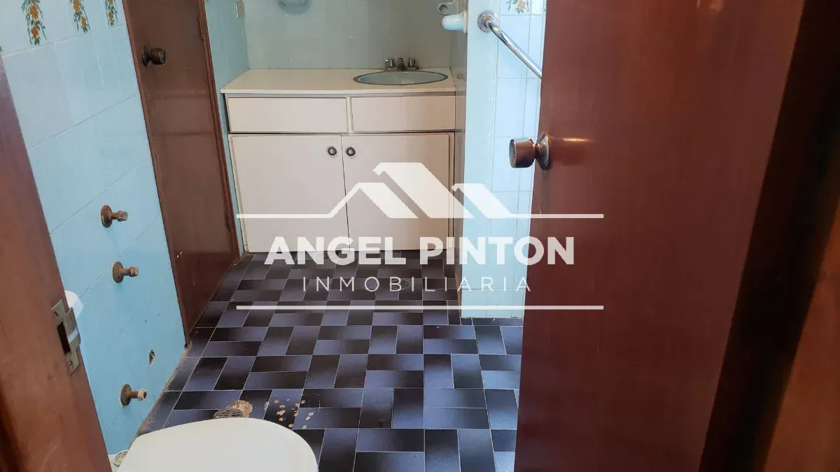 APARTAMENTO VENTA AV 5 DE JULIO MARACAIBO VENEZUELA API 10448 - 8