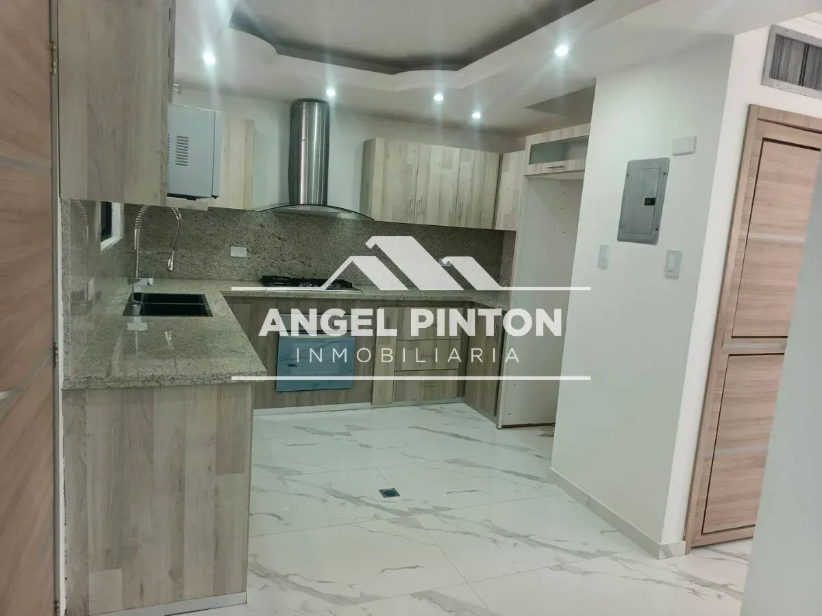 CASA VENTA URB HATO VERDE MARACAIBO VENEZUELA API 9863 - 9