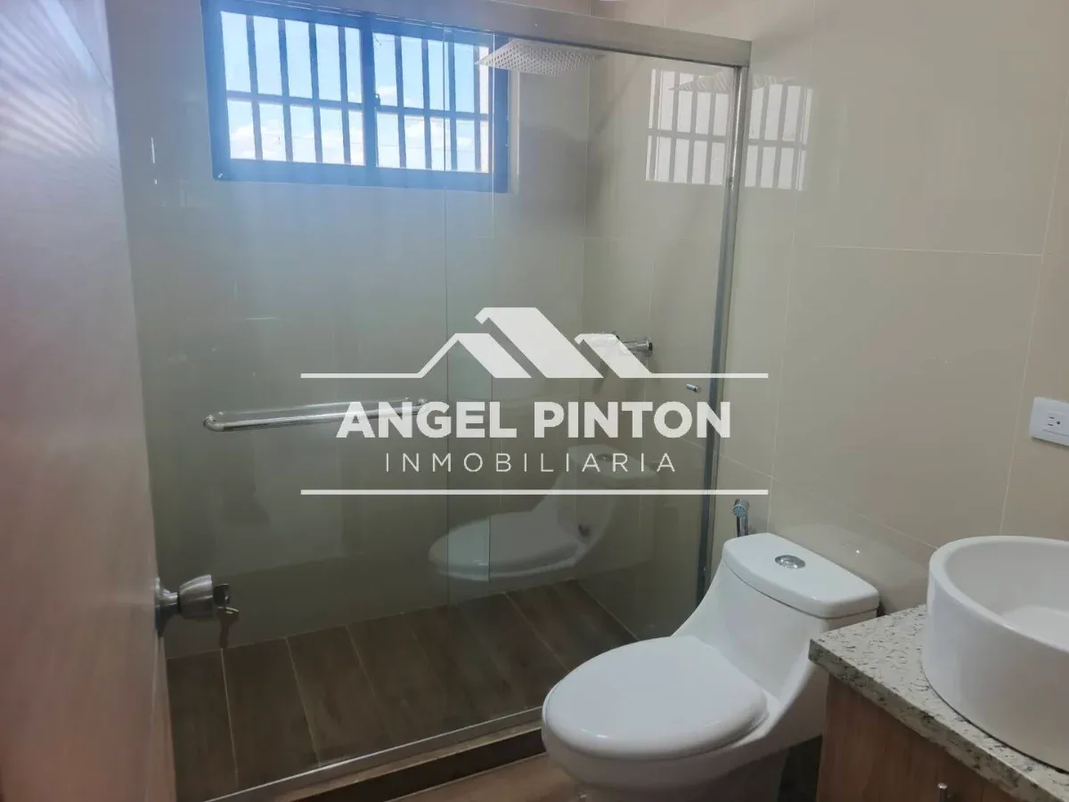 CASA VENTA URB HATO VERDE MARACAIBO VENEZUELA API 9863 - 14