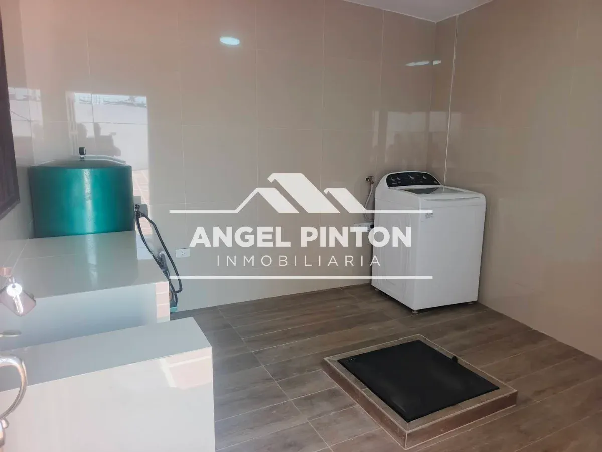 CASA VENTA URB HATO VERDE MARACAIBO VENEZUELA API 9863 - 18