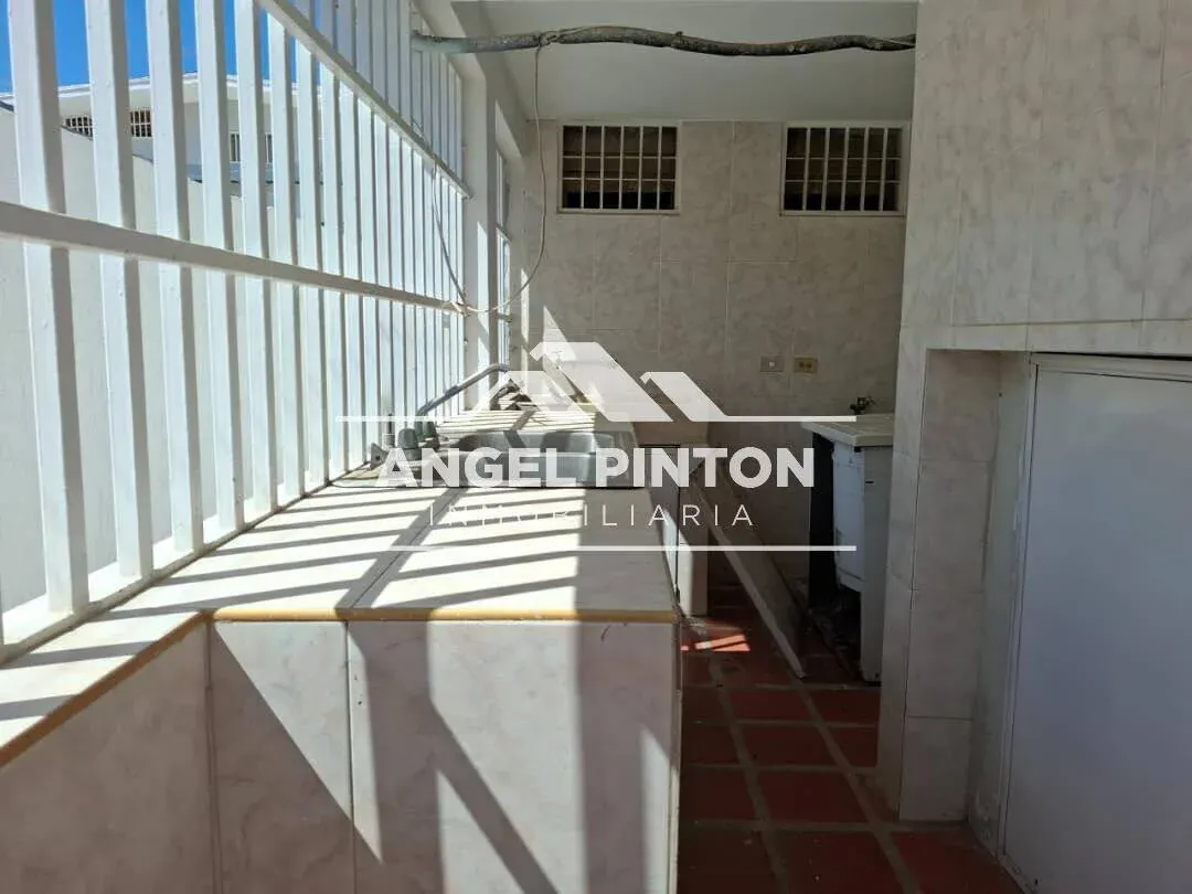 CASA ALQUILER MONTE BELLO, MARACAIBO VENEZUELA API 10480 - 8