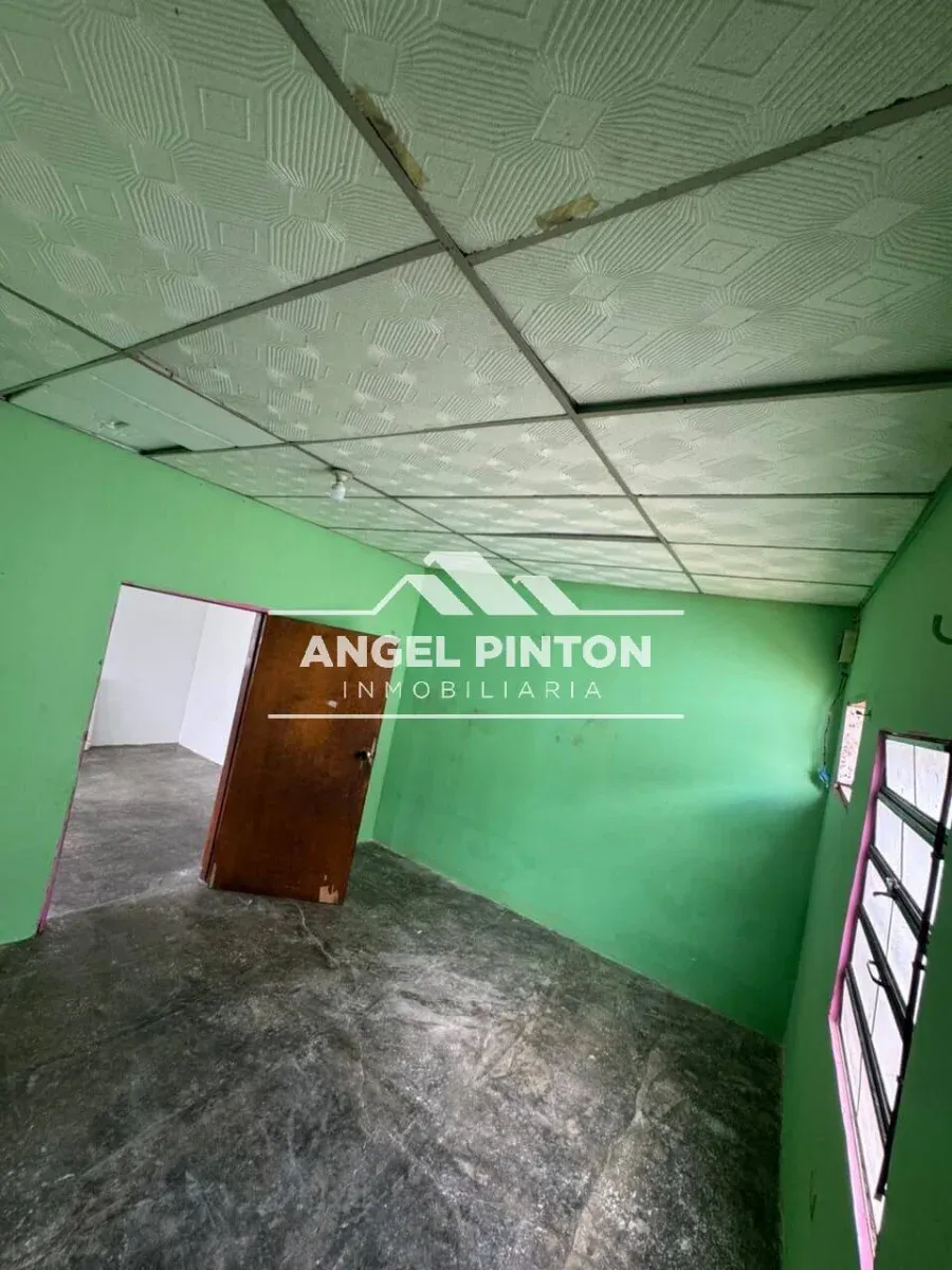 CASA VENTA EN ZONA OESTE, MARACAIBO API 10475 - 12