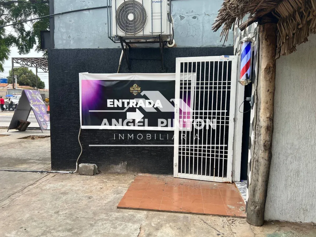 LOCAL COMERCIAL VENTA LA COROMOTO SAN FRANCISCO VENEZUELA API 10484 - 3