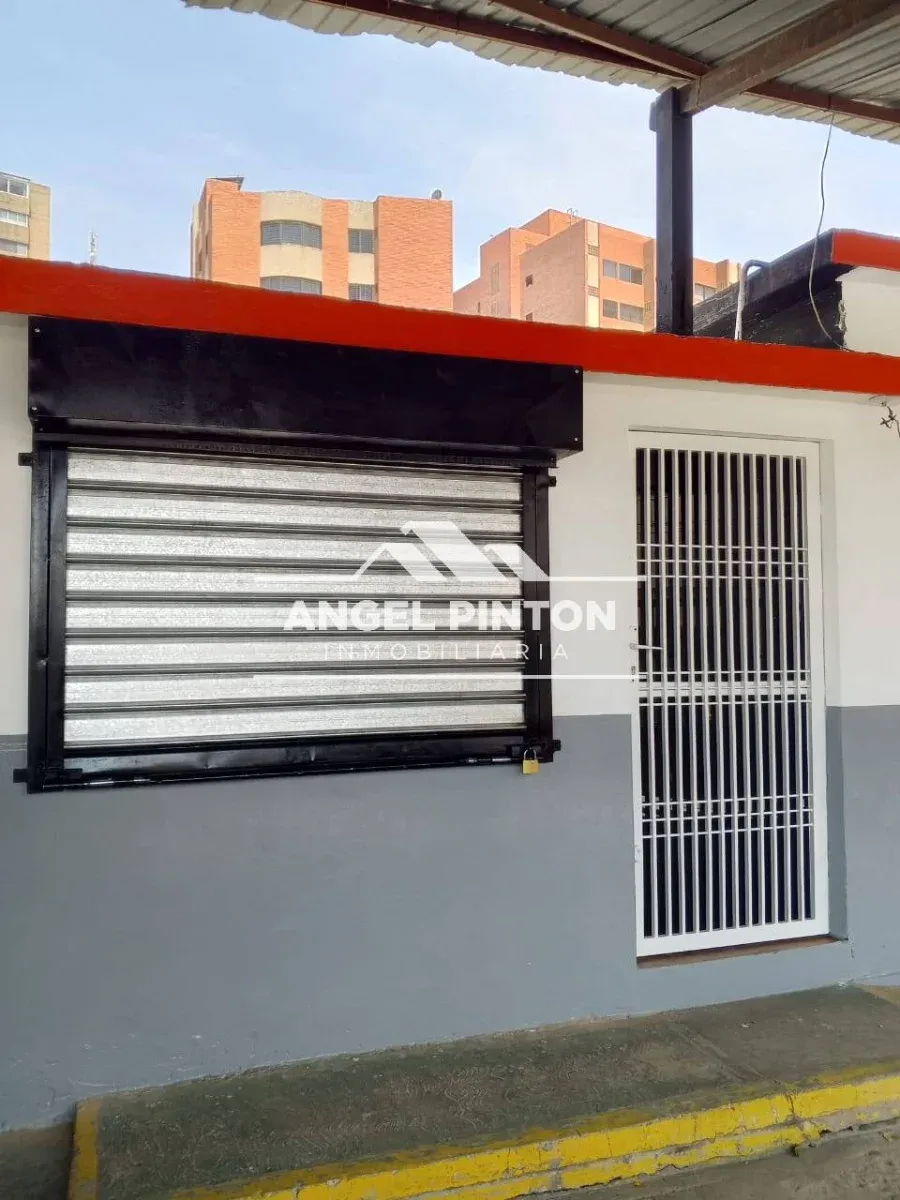 TALLER MECÁNICO ALQUILER AV CECILIO ACOSTA MARACAIBO VENEZUELA API 8504