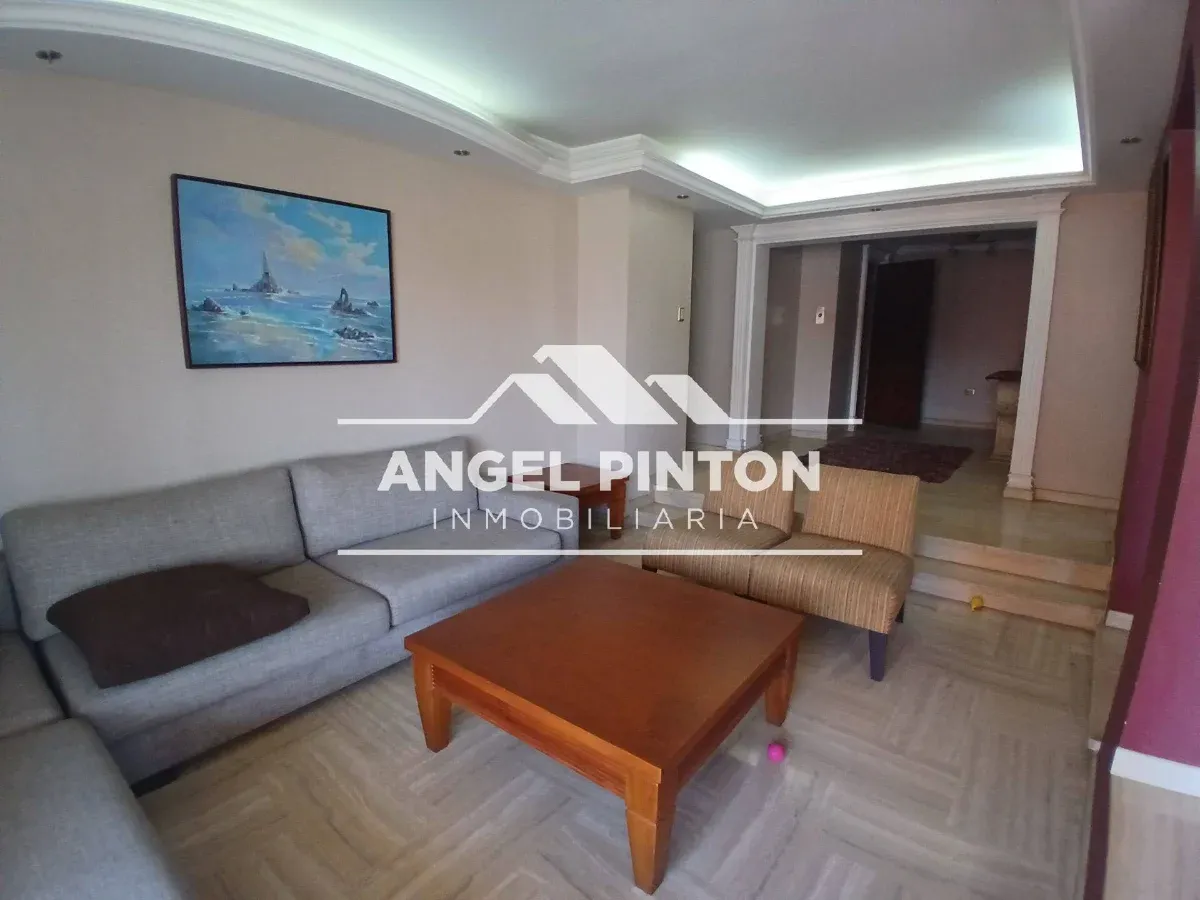 APARTAMENTO VENTA LA LAGO MARACAIBO VENEZUELA API 10507 - 12