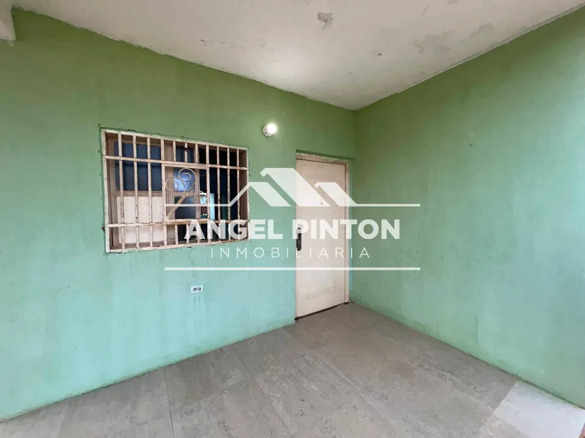 CASA VENTA LA CHAMARRETA MARACAIBO VENEZUELA API 013013 - 8