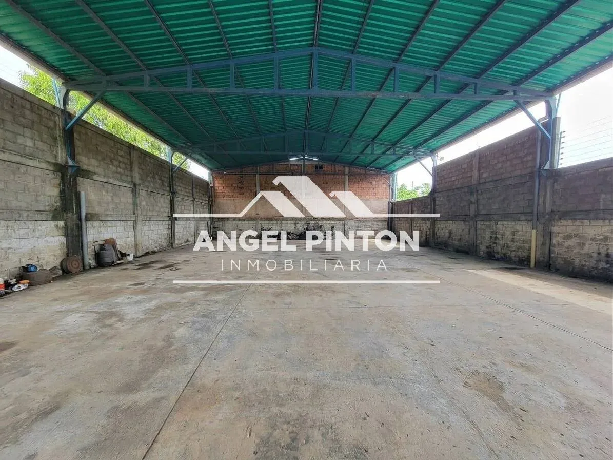 GALPON VENTA BARRIO LIBERTADOR MARACAIBO VENEZUELA API 10515 - 2
