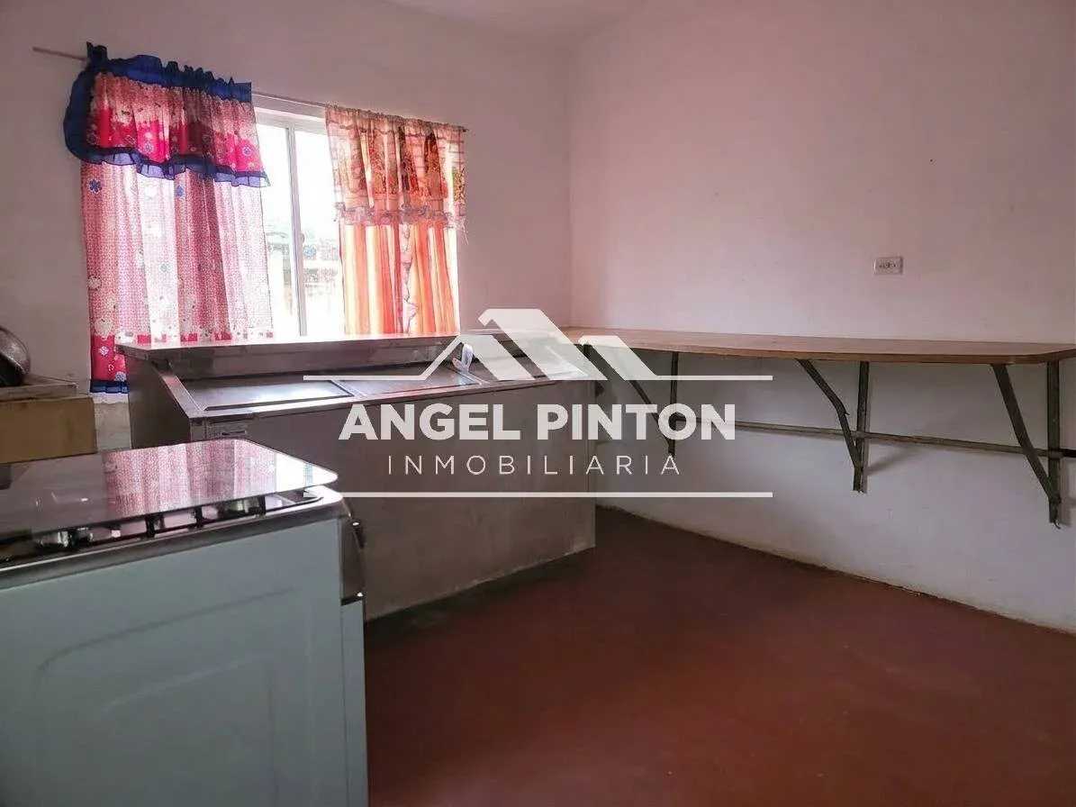 GALPON VENTA BARRIO LIBERTADOR MARACAIBO VENEZUELA API 10515 - 7