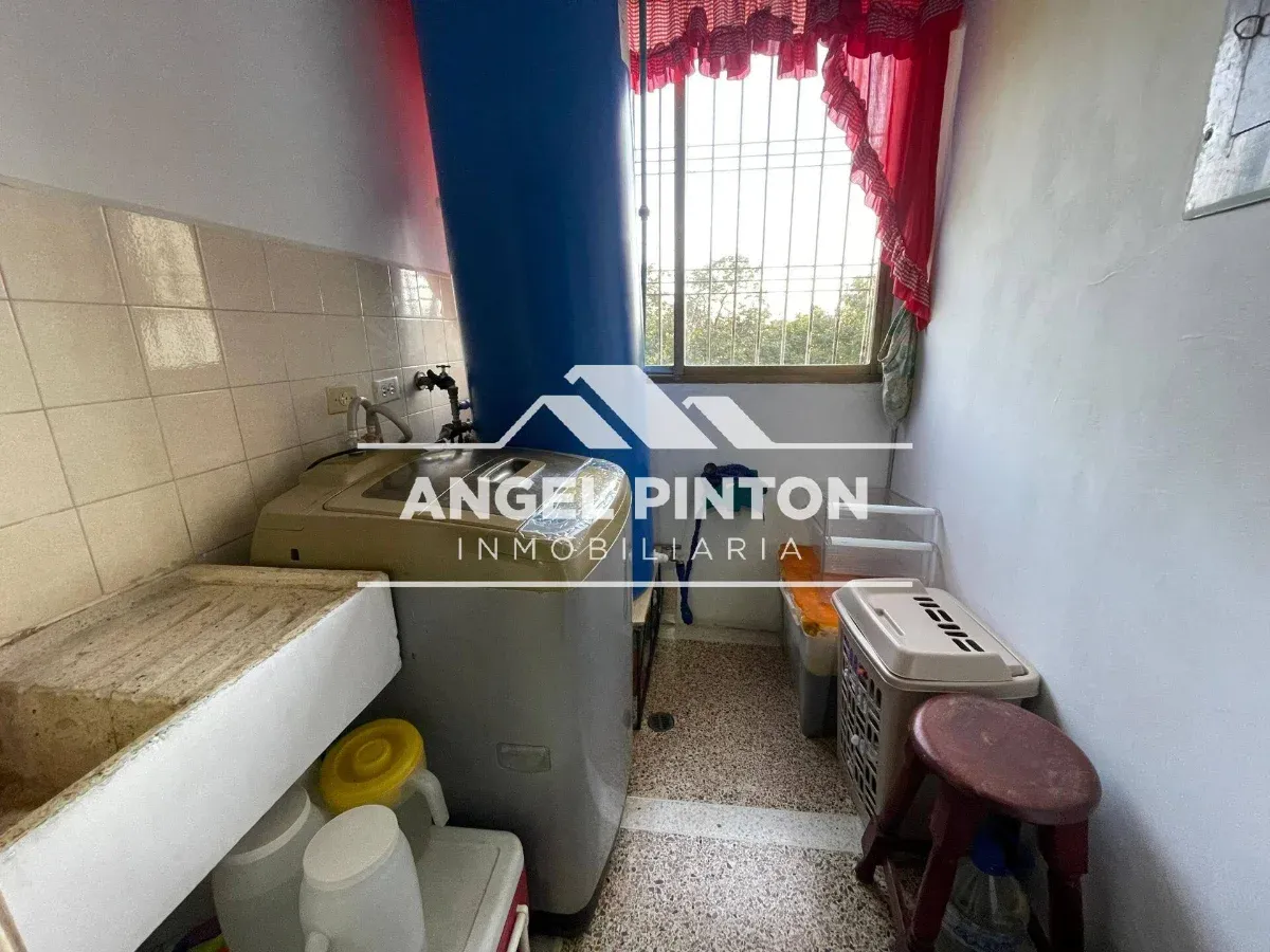 APARTAMENTO VENTA RESIDENCIAS ARAGUANEY MARACAIBO VENEZUELA API 10518 - 15