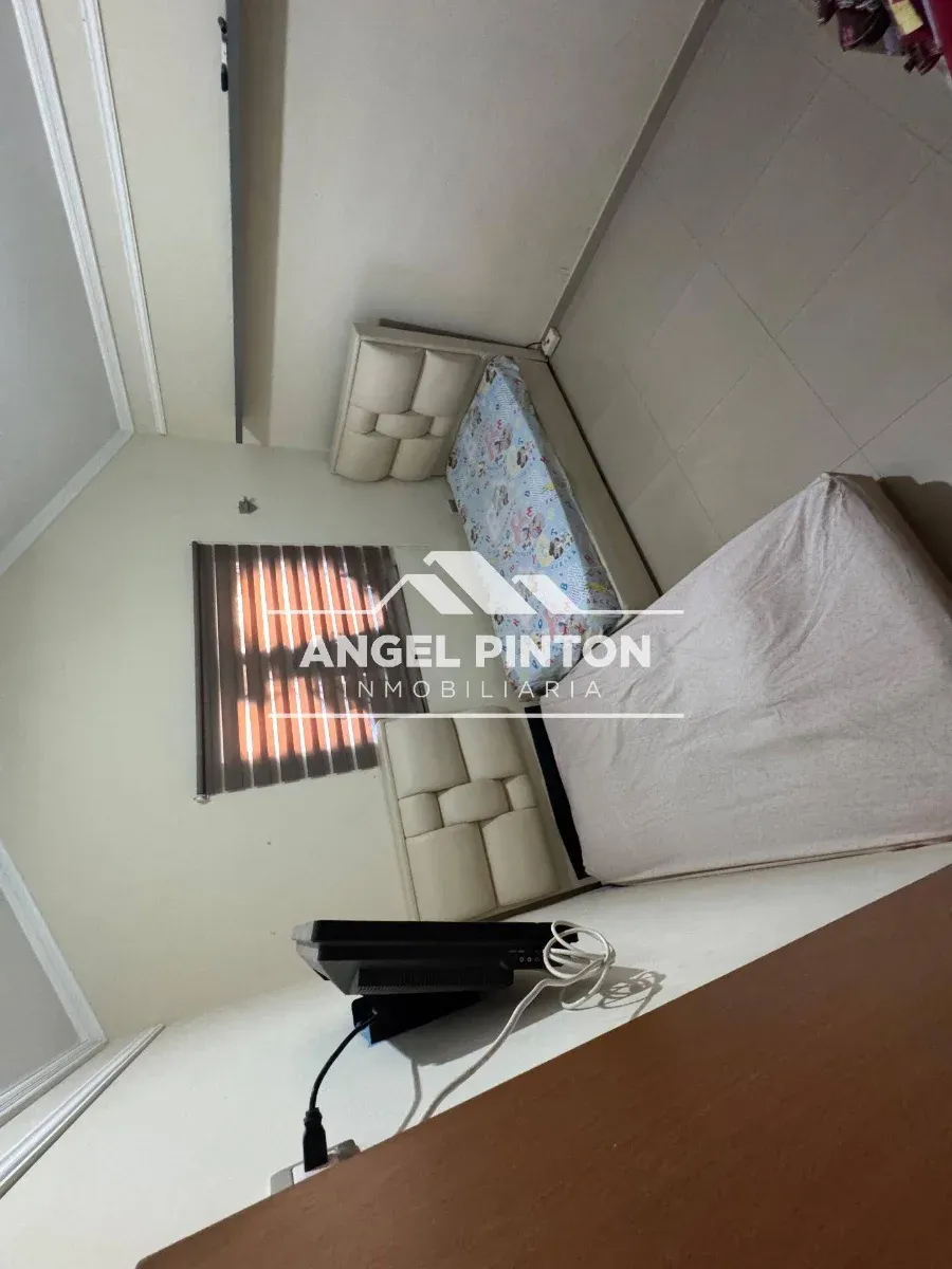 TOWNHOUSE VENTA RESIDENCIAS PUNTA ARENA MARACAIBO VENEZUELA API 10564 - 10