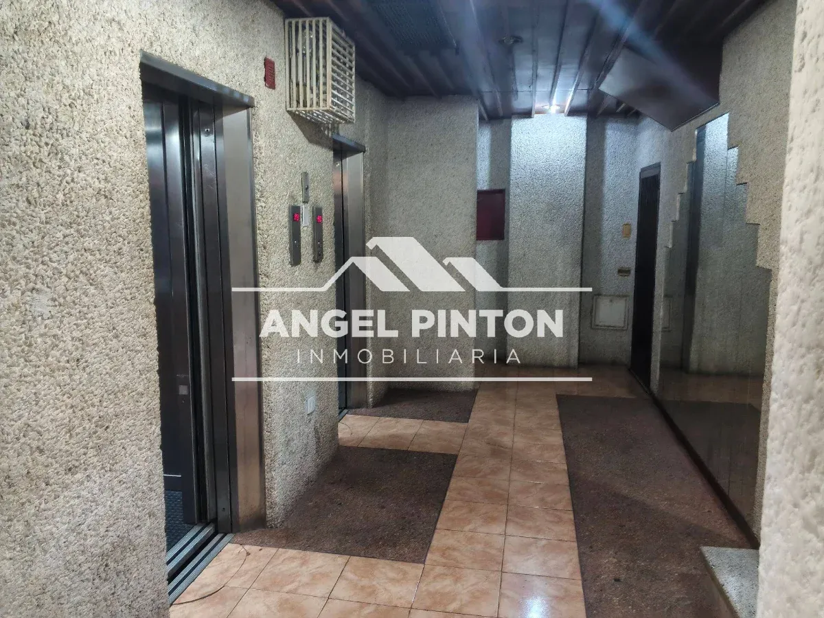 APARTAMENTO ALQUILER BELLOSO MARACAIBO VENEZUELA API 10575 - 11