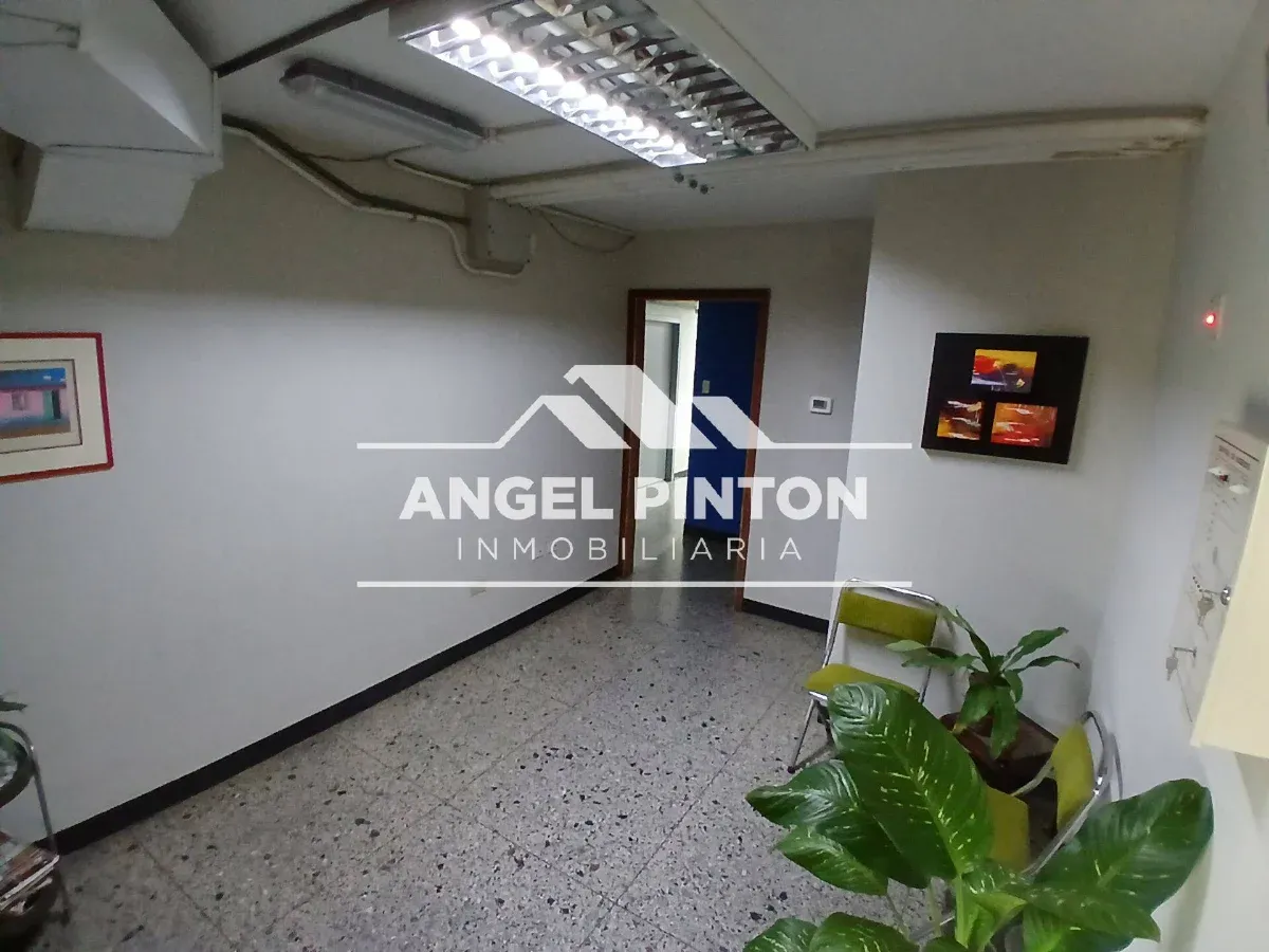 OFICINA ALQUILER LA ESTRELLA MARACAIBO VENEZUELA API 10571 - 2