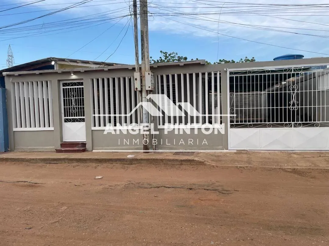 CASA VENTA ALTOS DE SOL AMADO MARACAIBO VENEZUELA API 041213 - 12