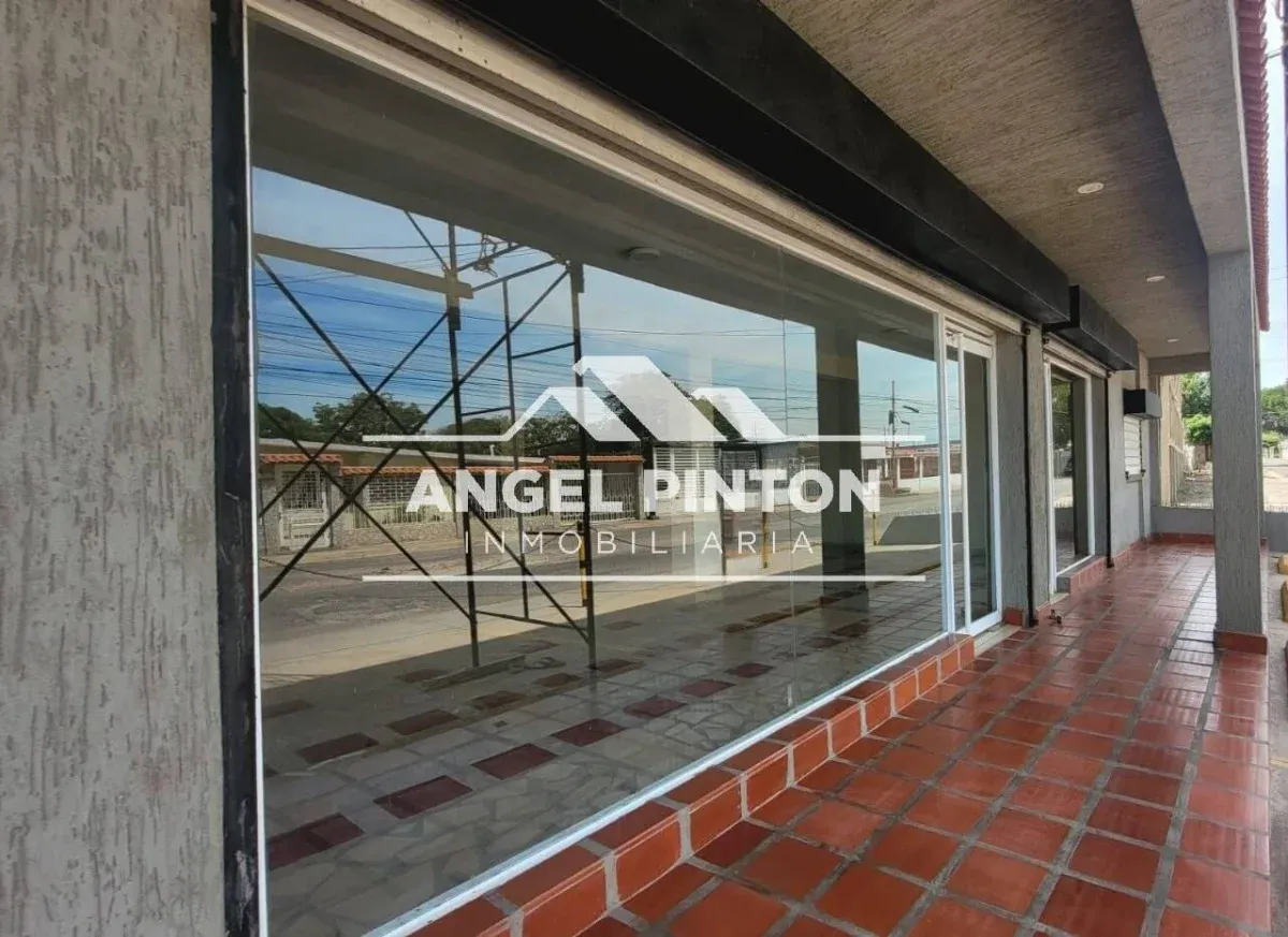 LOCAL COMERCIAL VENTA LA VICTORIA MARACAIBO VENEZUELA API 10607 - 2