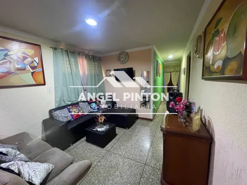 CASA CON ANEXO VENTA URB COROMOTO SAN FRANCISCO API 95755