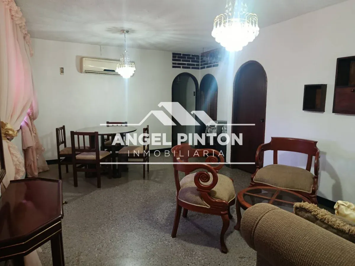 APARTAMENTO VENTA AV 40 SAN FRANCISCO VENEZUELA API 9593