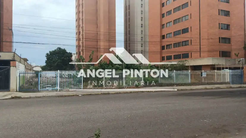 TERRENO EN VENTA TIERRA NEGRA MARACAIBO VENEZUELA API 9644