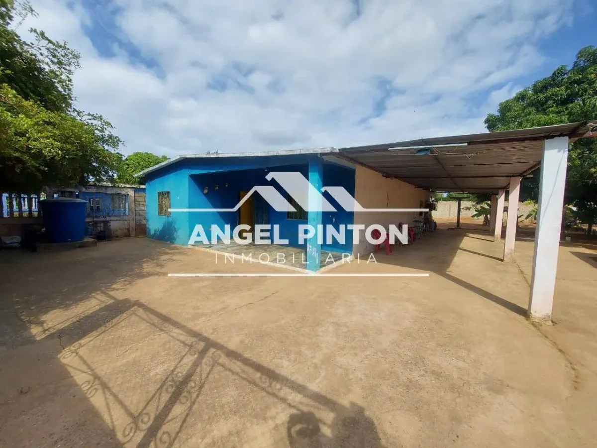 CASA CON TERRENO EN VENTA KM15, VIA PERIJÁ MANANTIAL VENEZUELA API 96261