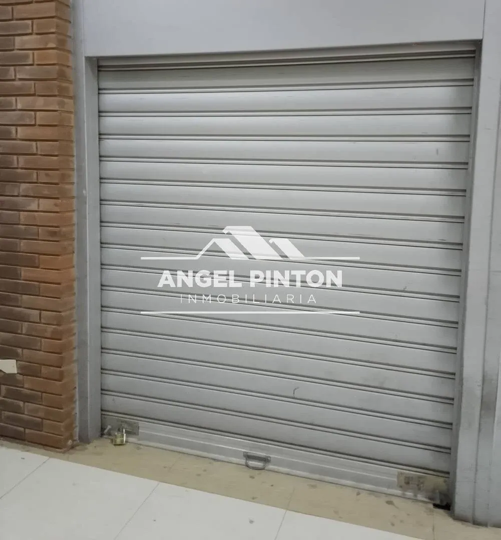 LOCAL COMERCIAL VENTA AV LAS DELICIAS MARACAIBO VENEZUELA API 9656