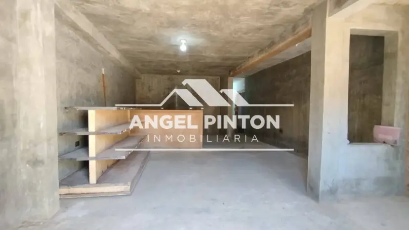 CASA COMERCIAL VENTA MAVIEJA SAN FRANCISCO VENEZUELA API 9761