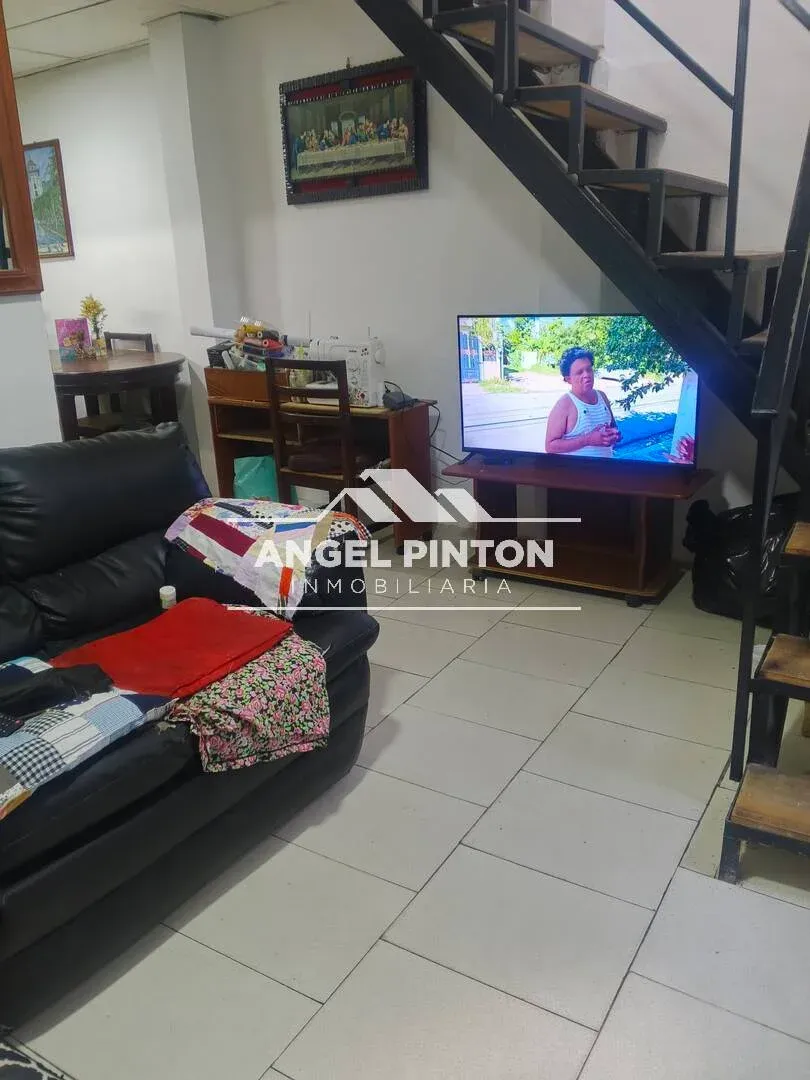 CASA VENTA CHAPELLIN CARACAS VENEZUELA API 9770