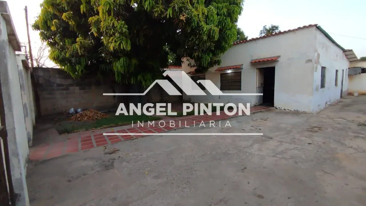 TERRENO VENTA AV PRINCIPAL LOS OLIVOS MARACAIBO VENEZUELA API 9868