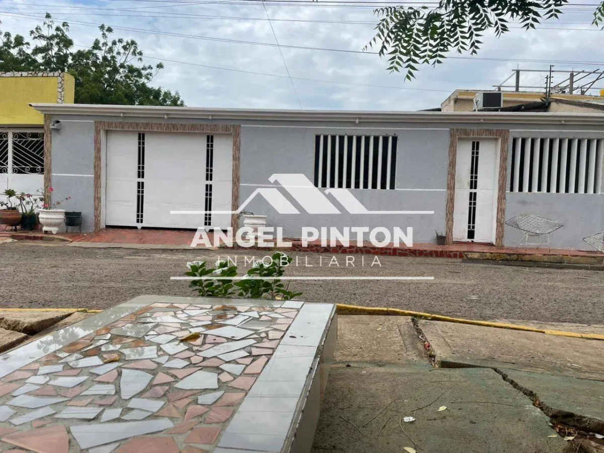 CASA VENTA ALTOS DEL SOL AMADO MARACAIBO VENEZUELA API 9893