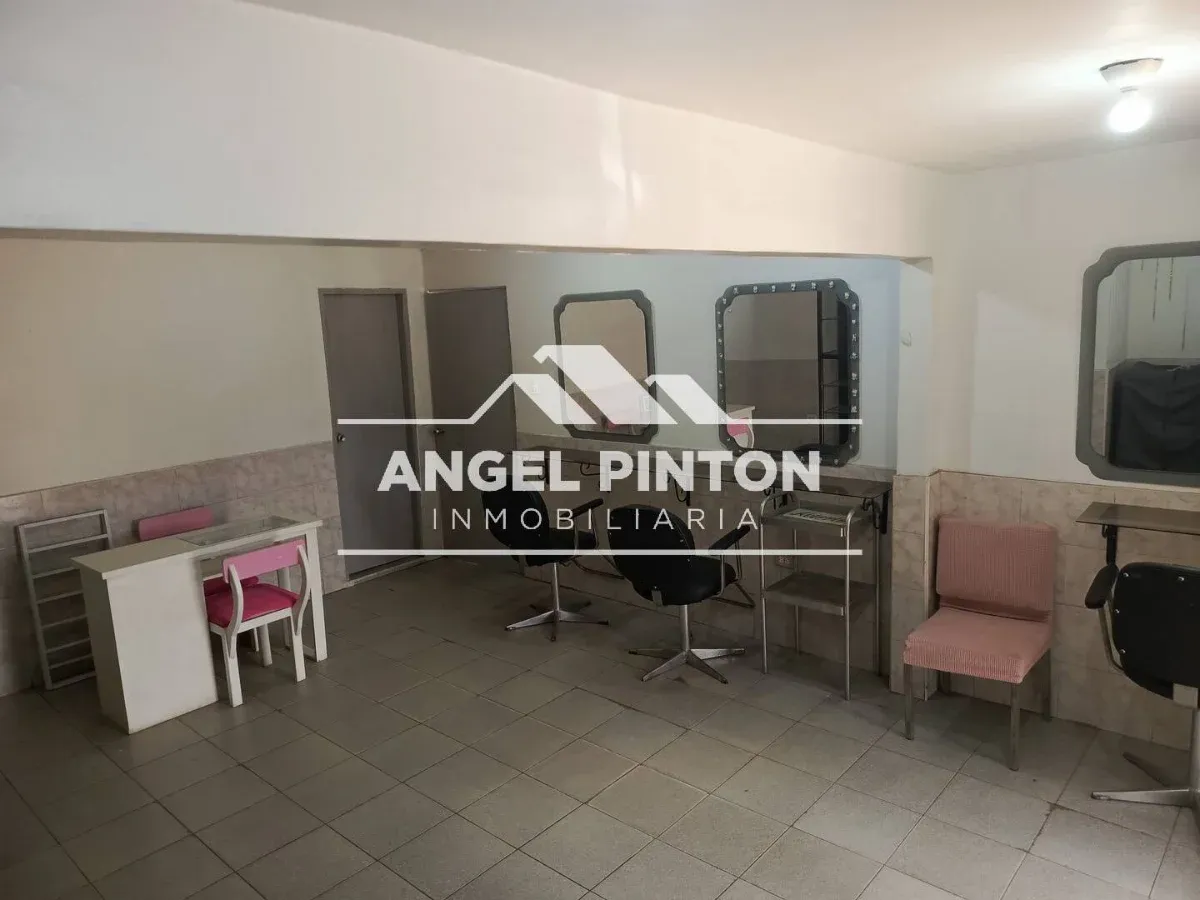 LOCAL COMERCIAL ALQUILER REY DE REYES MARACAIBO VENEZUELA API 9941