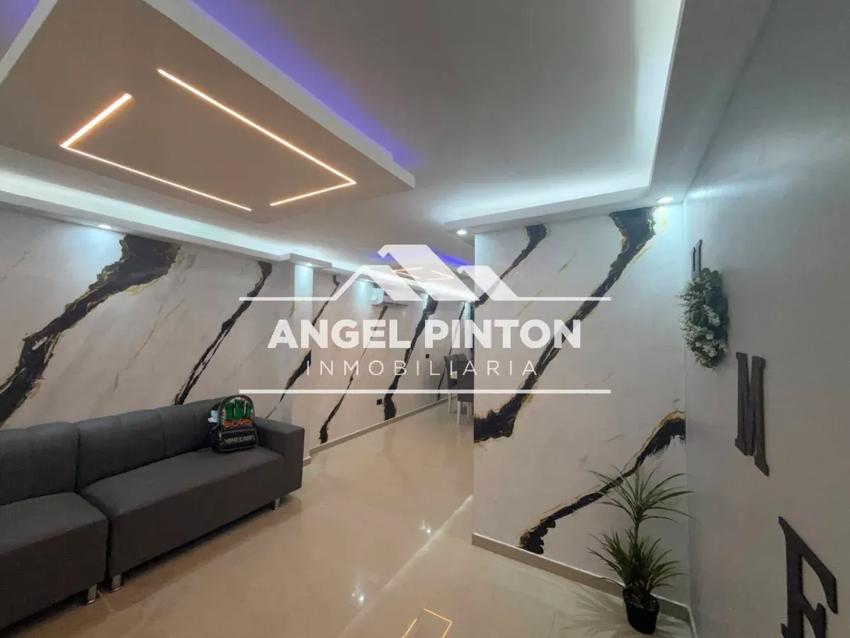TOWNHOUSE VENTA CAMINO A LA LAGUNITA MARACAIBO VENEZUELA API 9937