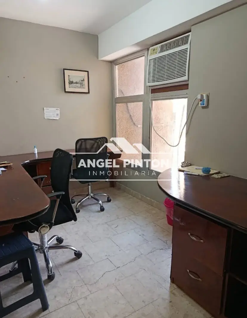OFICINA ALQUILER AV BELLA VISTA MARACAIBO VENEZUELA API 9928